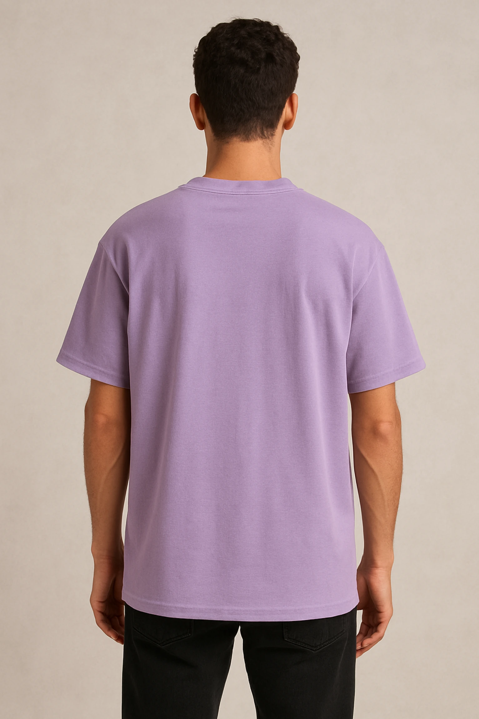 Resillie8 Lavender Men’s Oversized T-shirt featuring a relaxed fit with dropped shoulders, ribbed crew neckline, and straight-cut hem. Made from a soft cotton-polyester blend for breathable comfort and effortless casual style.