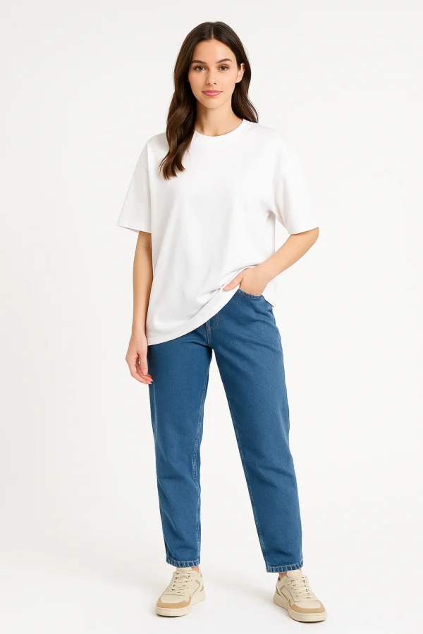 Resillie8 White Women’s Oversized T-Shirt featuring soft cotton-polyester fabric, relaxed dropped shoulders, ribbed crew neckline, and straight-cut hem—designed for breathable comfort and casual-chic style.